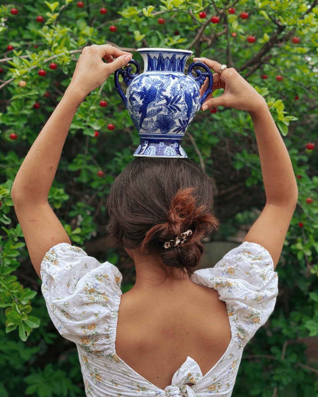 Object #002  | The Collectors Vase